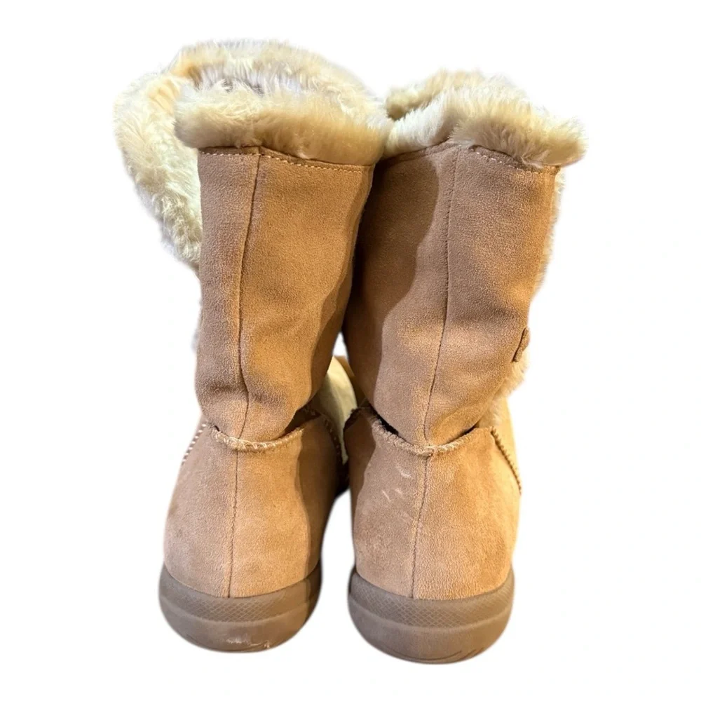 G.H. Bass & Co. Tan Suede Ankle Boots with Faux Fur Women’s Size 9.5